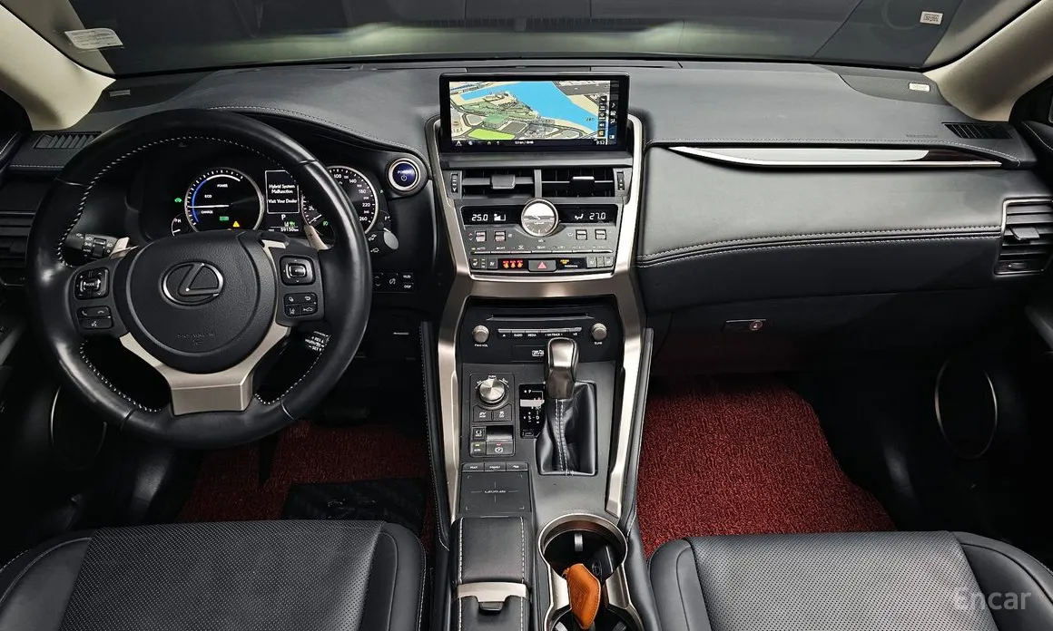 Фото 7 - Lexus NX