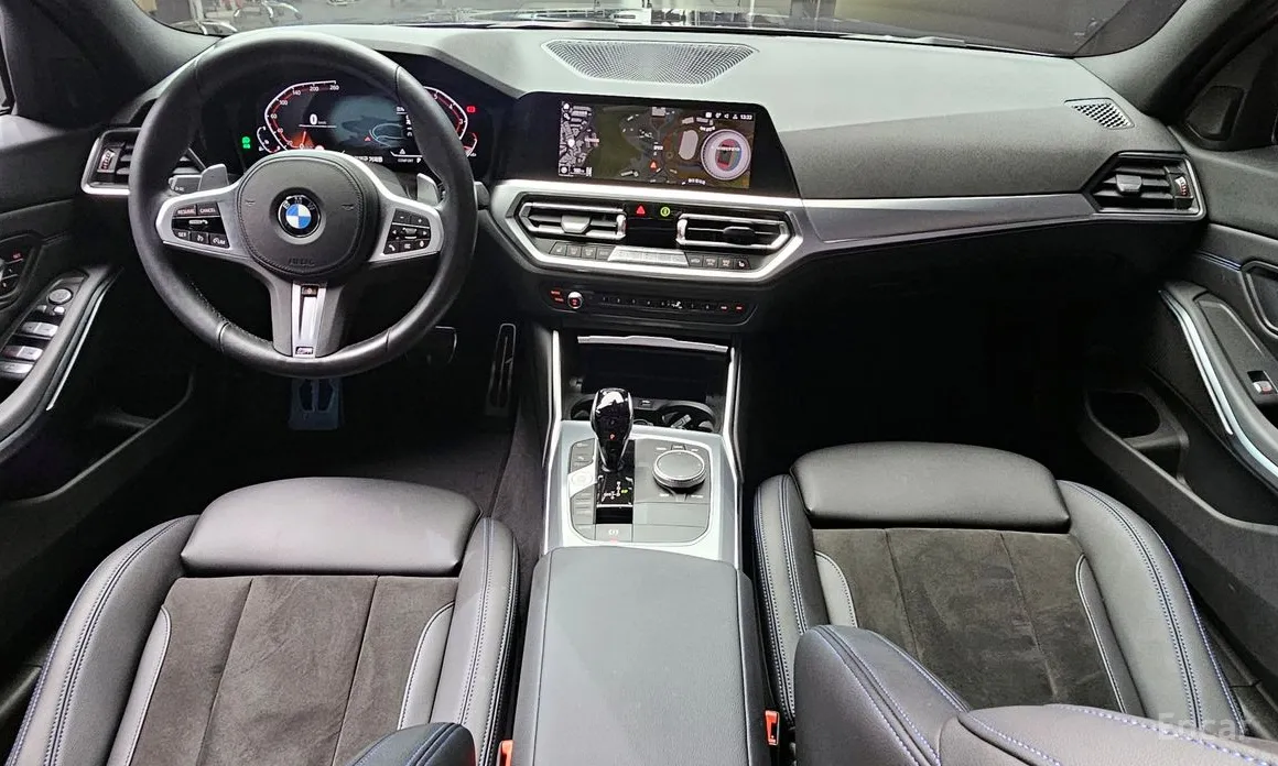 Photo 7 - BMW 3 Series