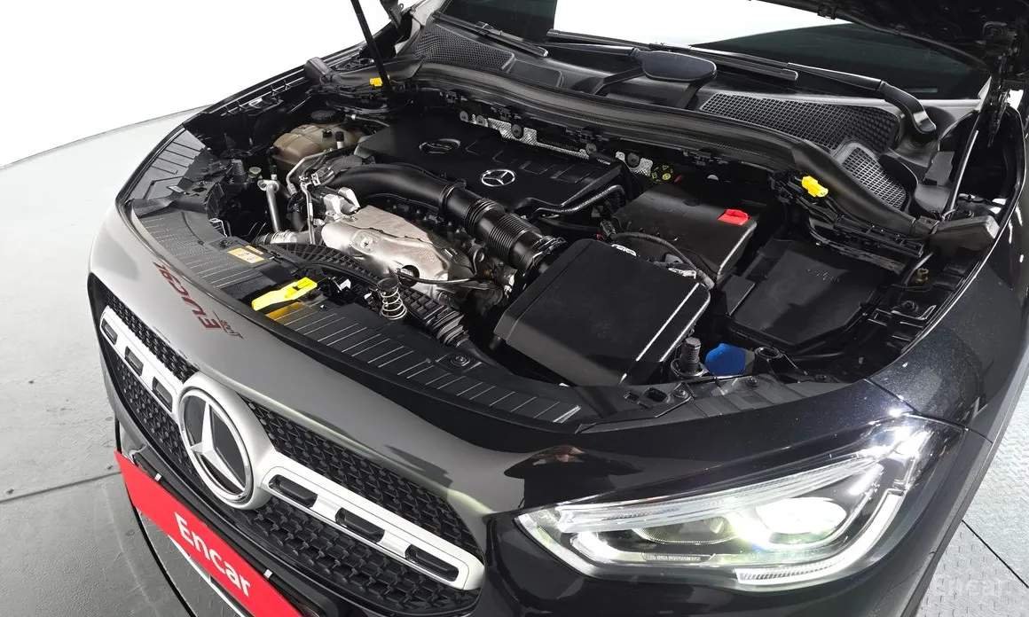 Фото 6 - Mercedes-Benz GLA-Class