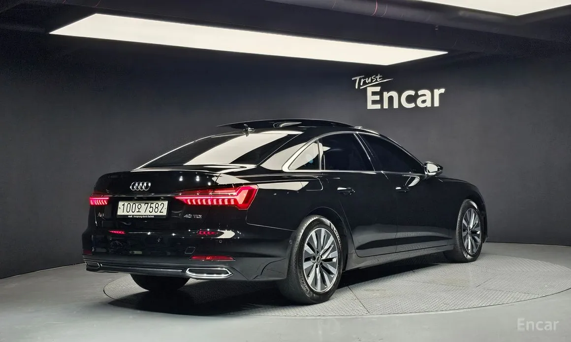 Фото 2 - Audi A6