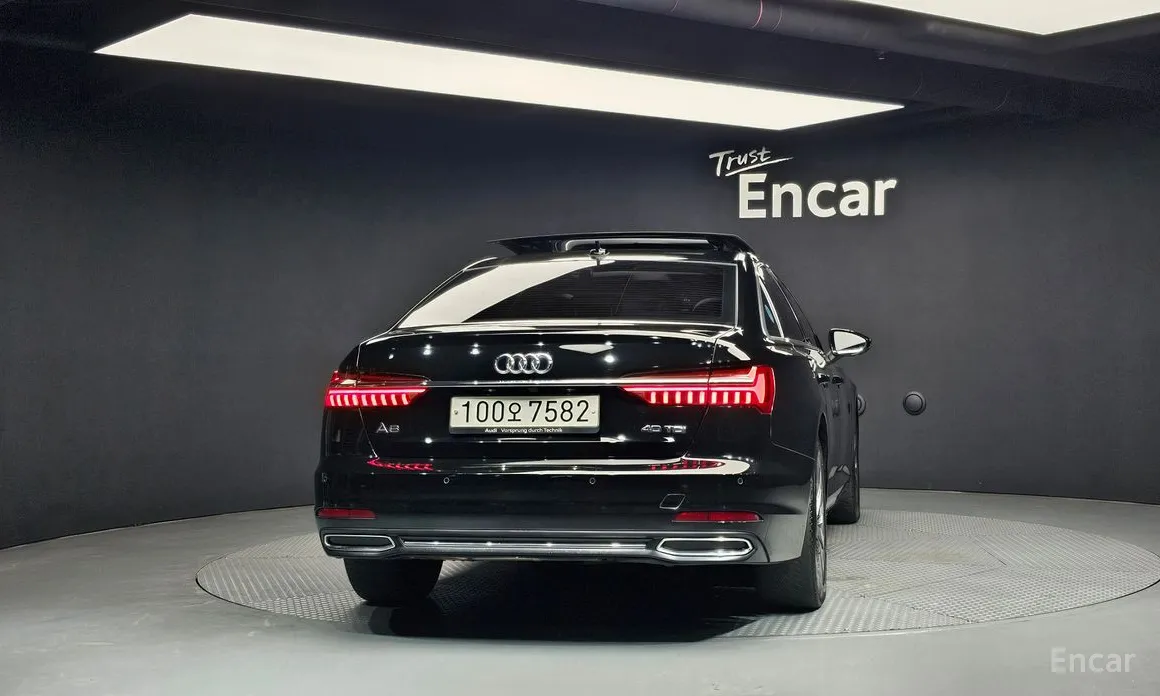 Фото 4 - Audi A6