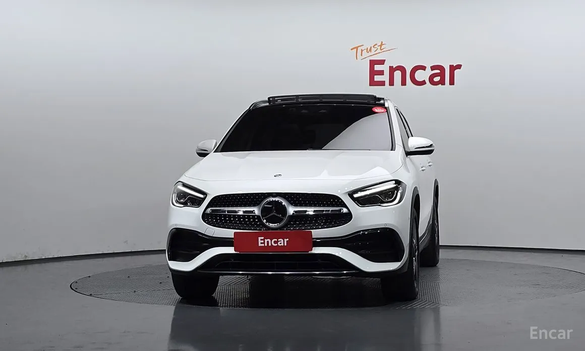 Фото 3 - Mercedes-Benz GLA-Class