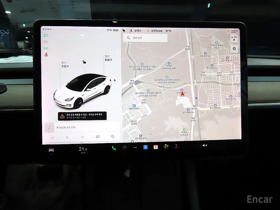 Фото 13 - Tesla Model 3