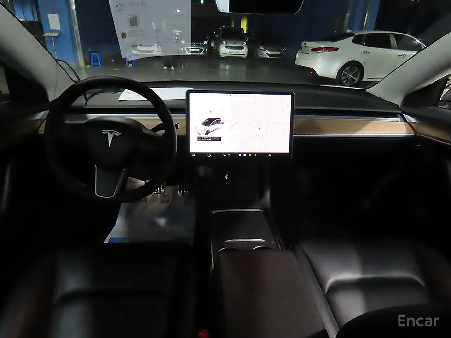 Фото 5 - Tesla Model 3