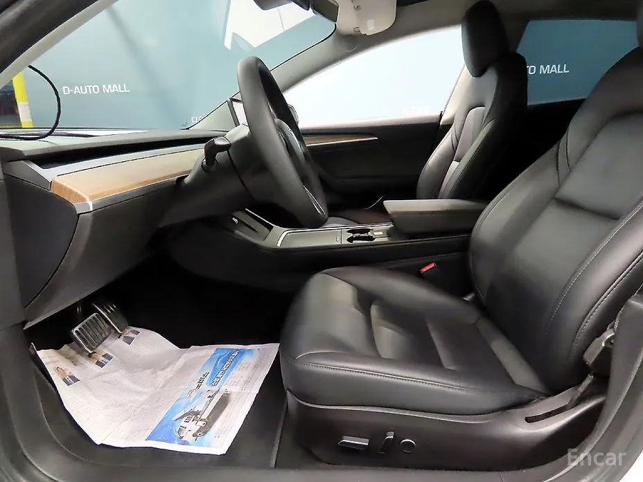 Фото 6 - Tesla Model 3