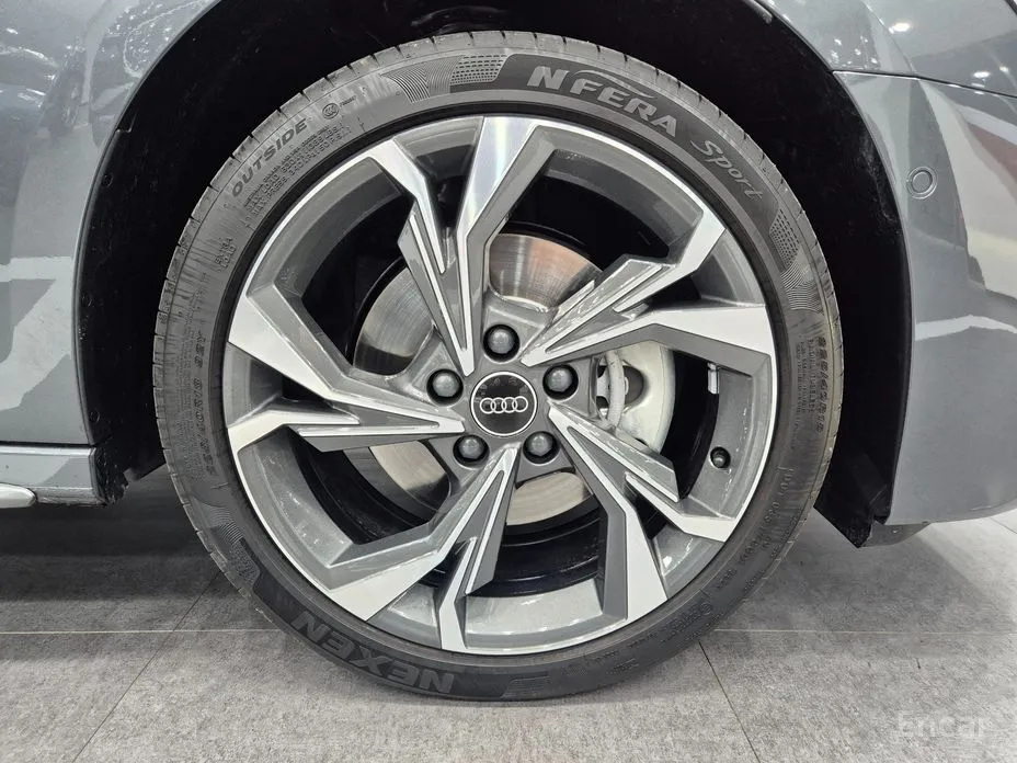 Фото 20 - Audi A3