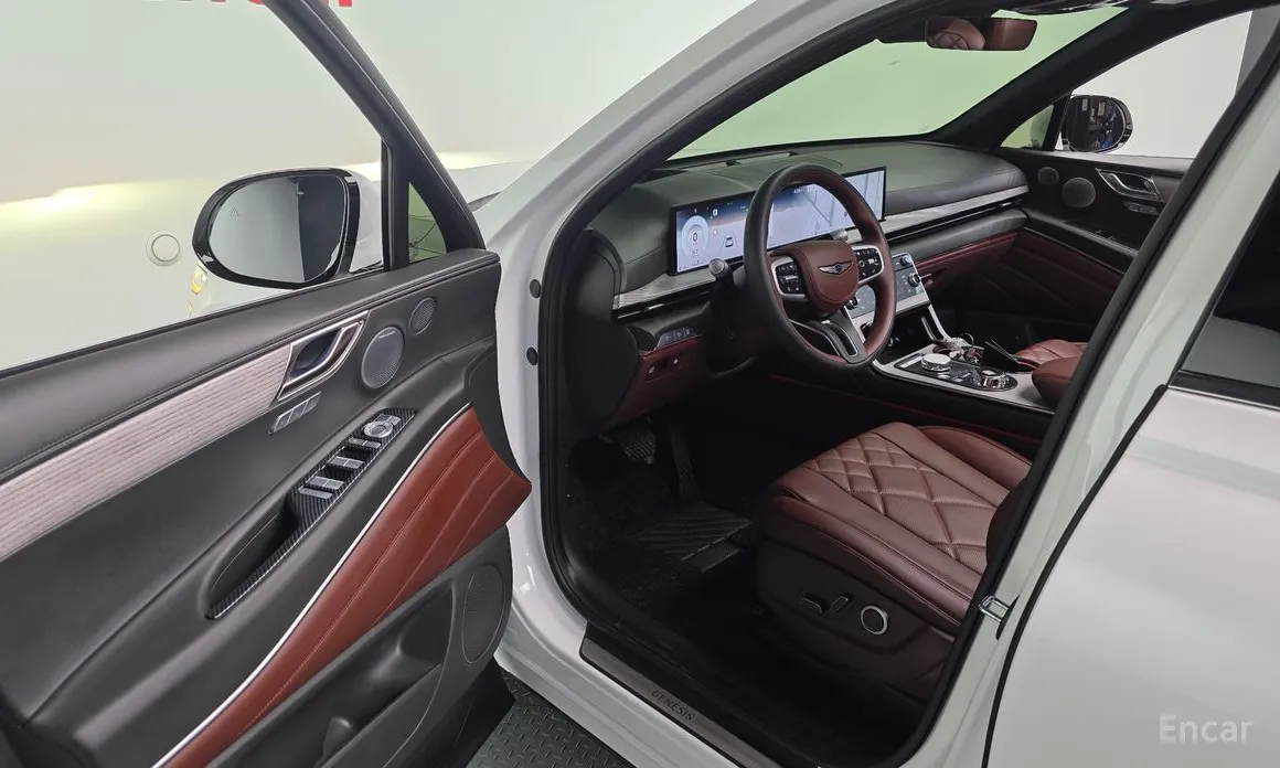 Фото 11 - Genesis GV80