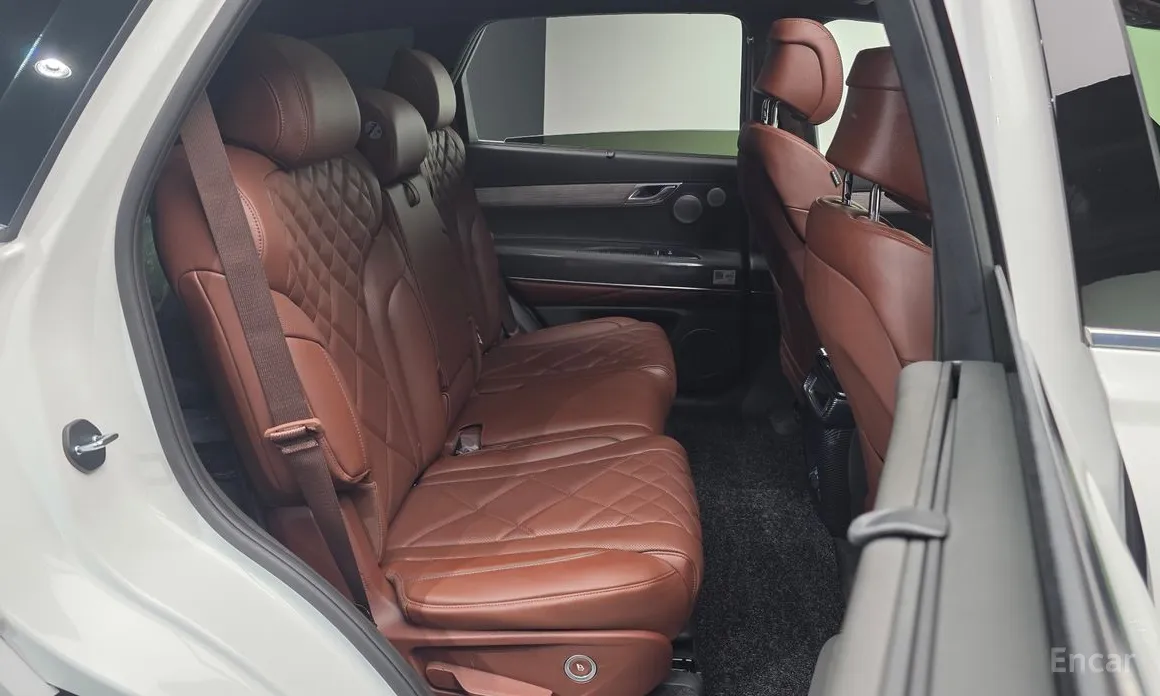 Фото 12 - Genesis GV80