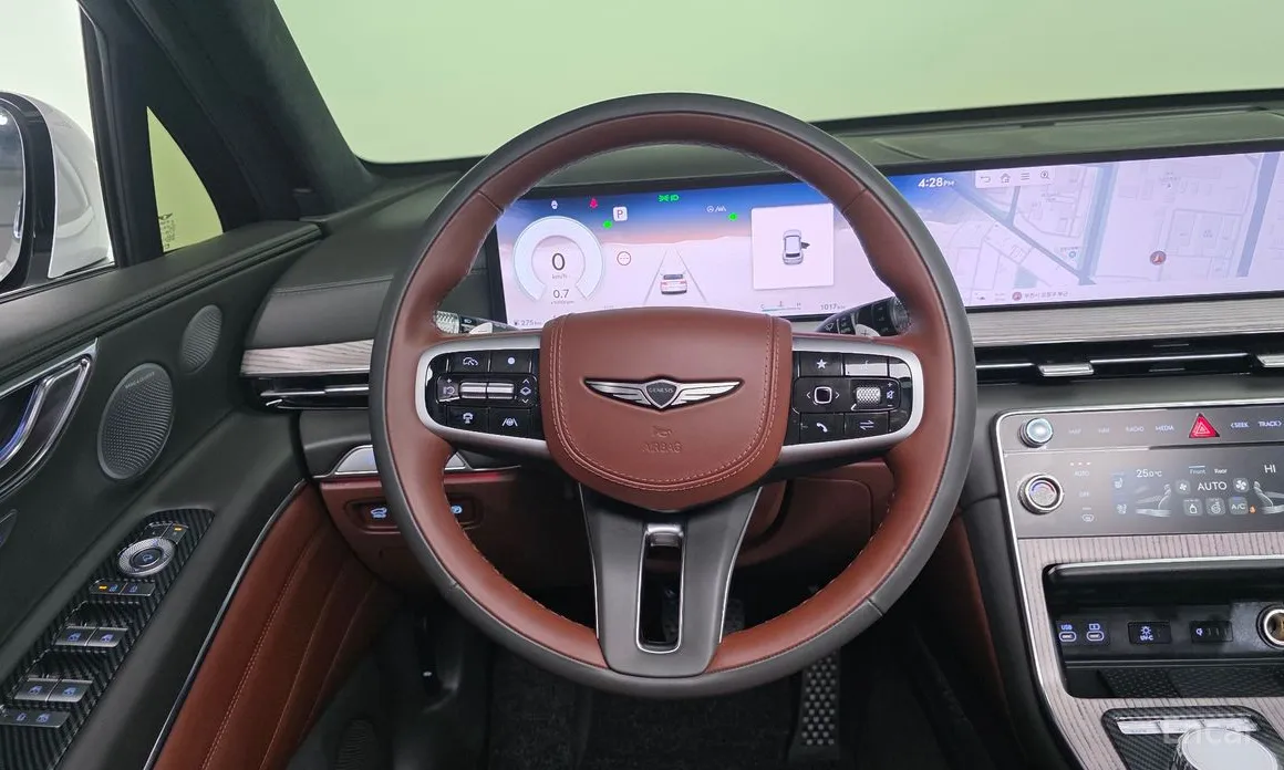 Фото 13 - Genesis GV80