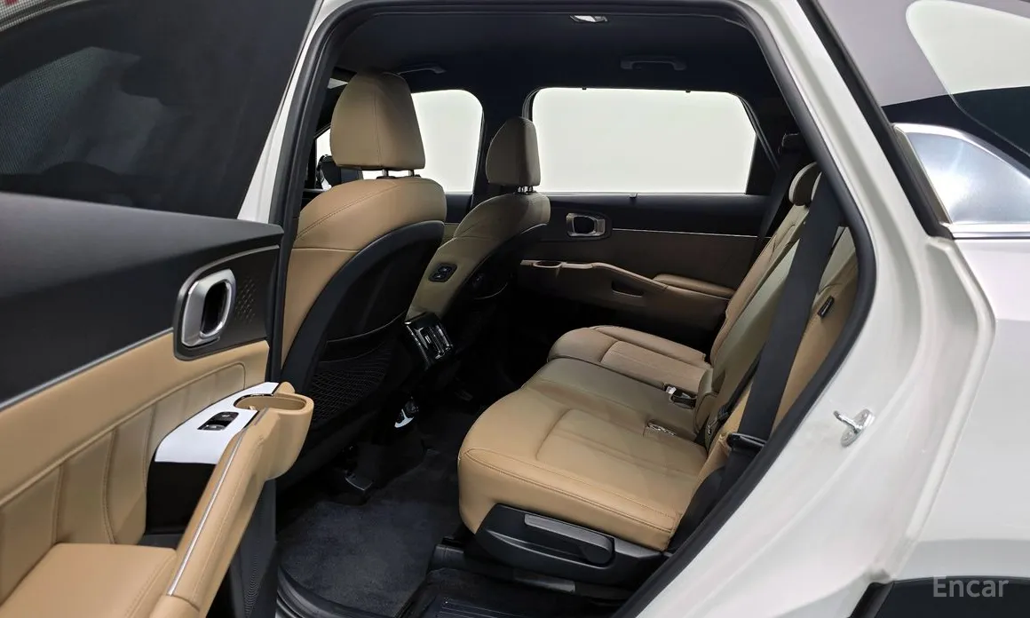 Фото 13 - Kia Sorento