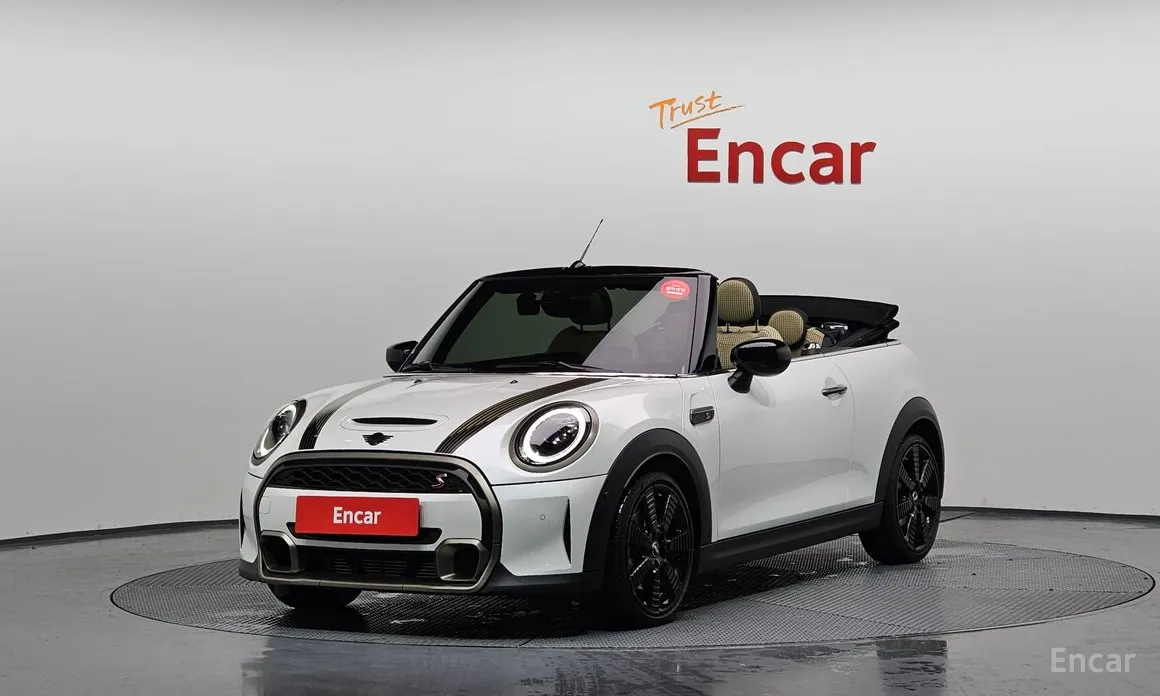 Фото 1 - Mini Cooper Convertible