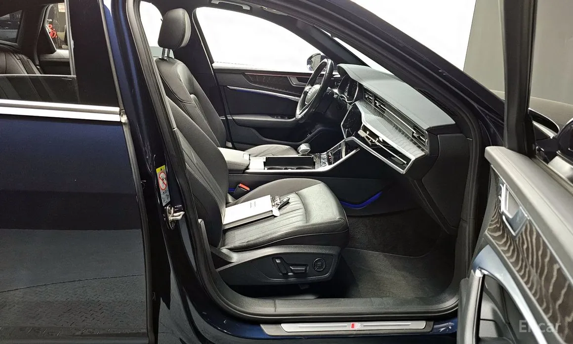 Фото 12 - Audi A6