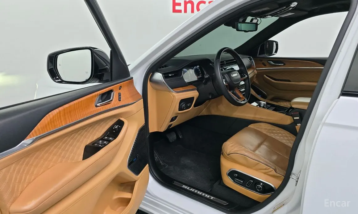 Фото 10 - Jeep Cherokee