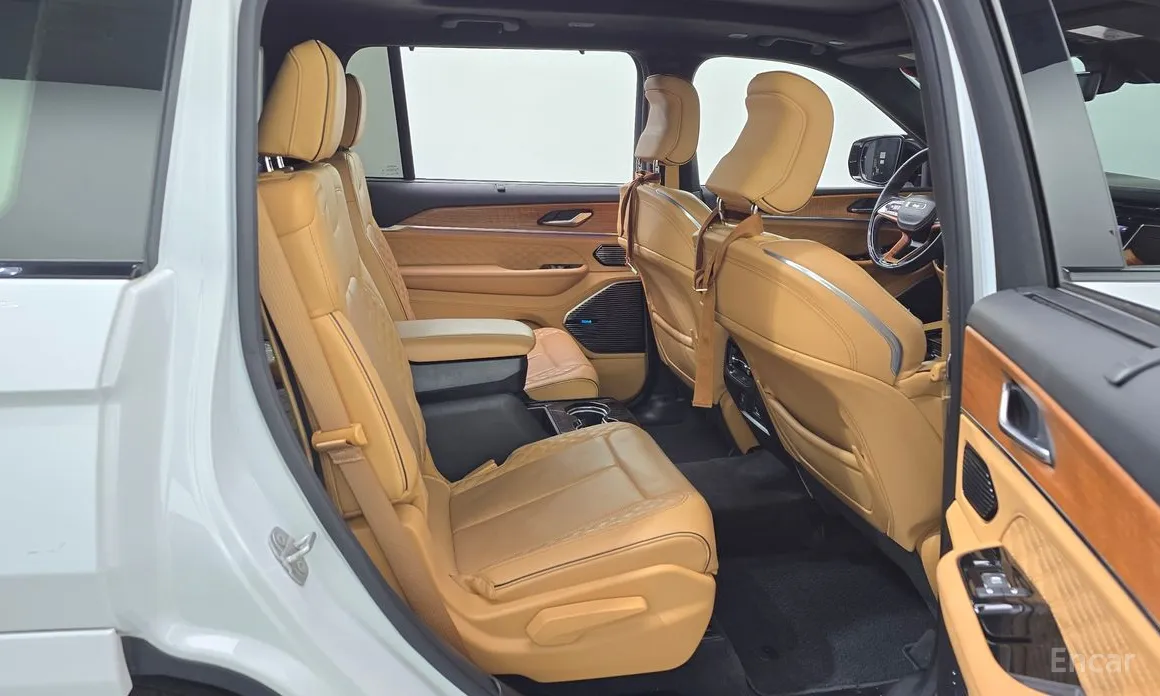 Фото 12 - Jeep Cherokee