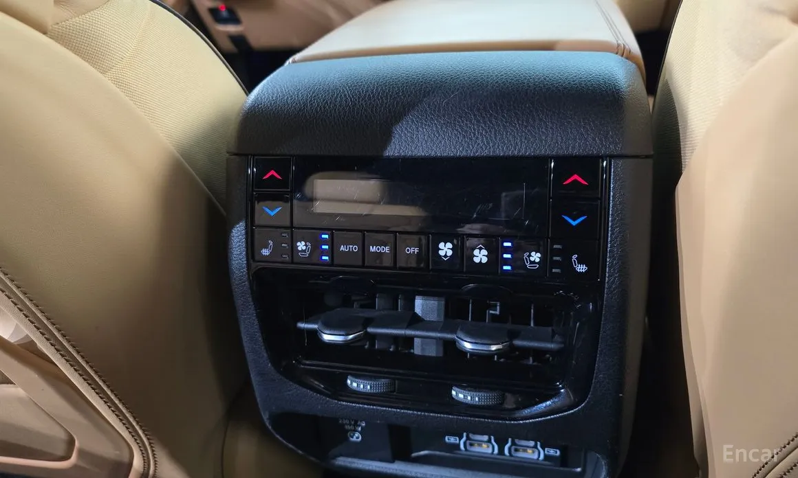 Фото 18 - Jeep Cherokee