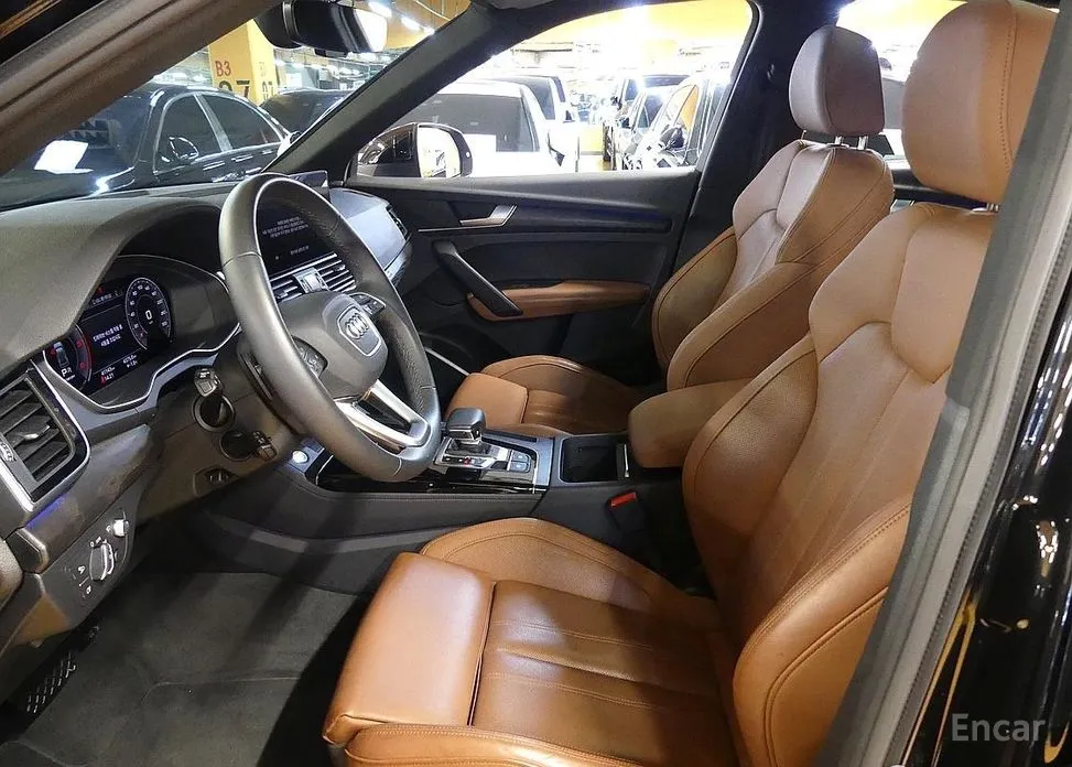 Фото 10 - Audi Q5