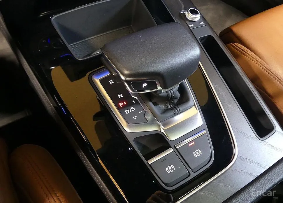 Фото 9 - Audi Q5