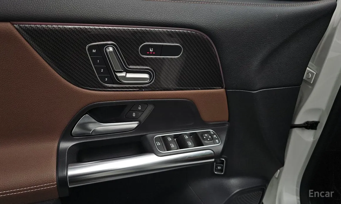 Фото 17 - Mercedes-Benz GLA-Class