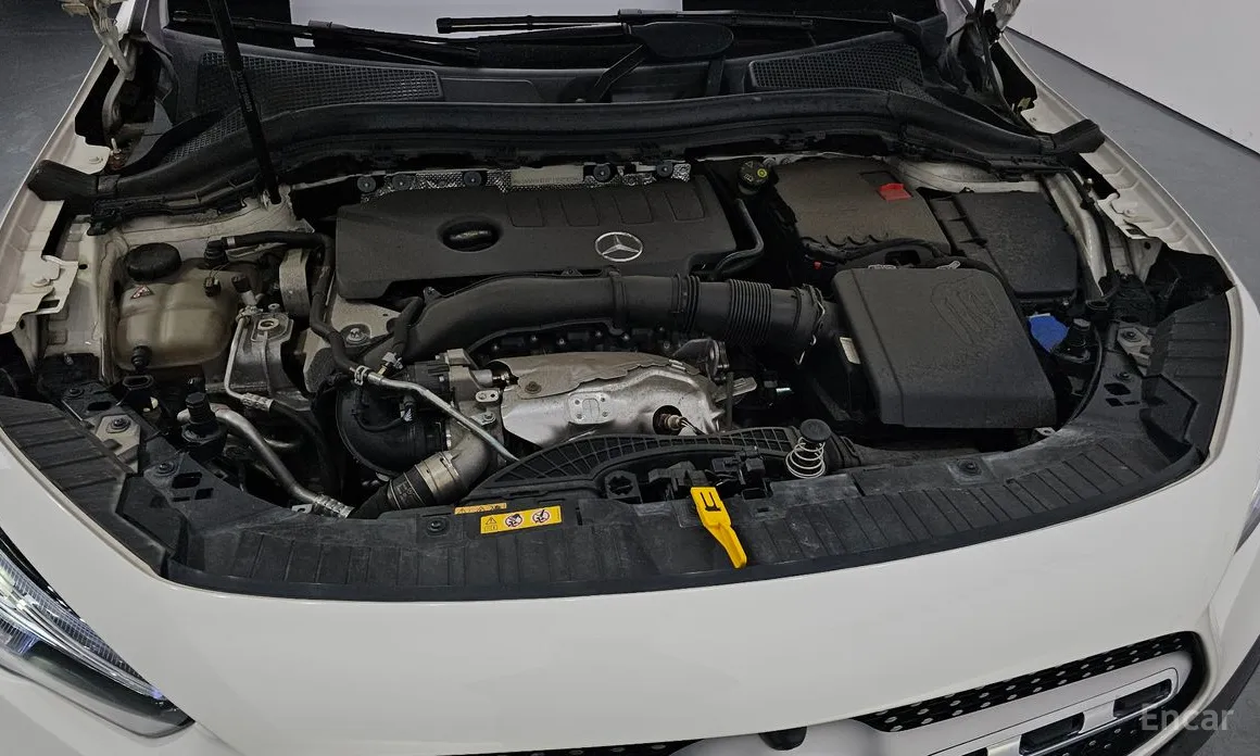 Фото 6 - Mercedes-Benz GLA-Class