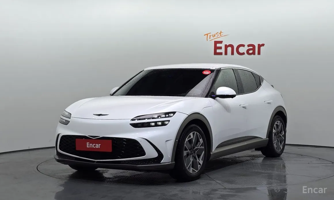 Фото 1 - Genesis GV60