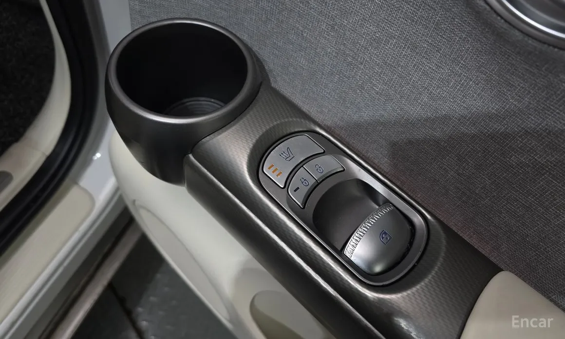 Фото 19 - Genesis GV60