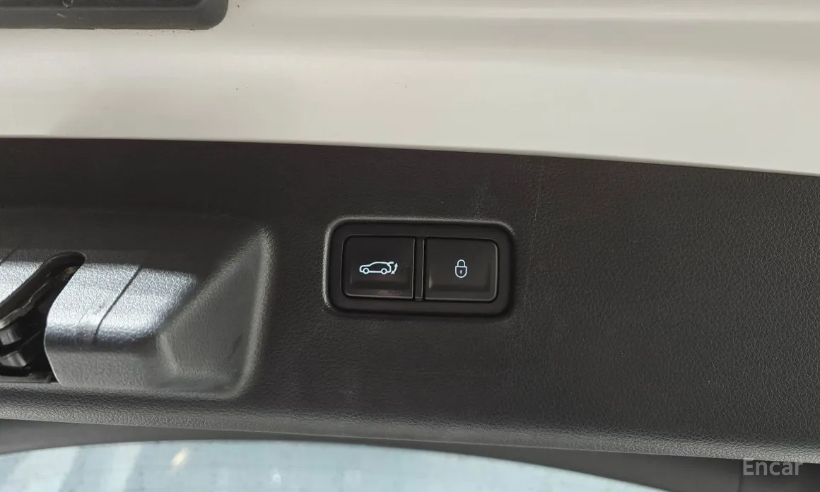 Фото 20 - Genesis GV60