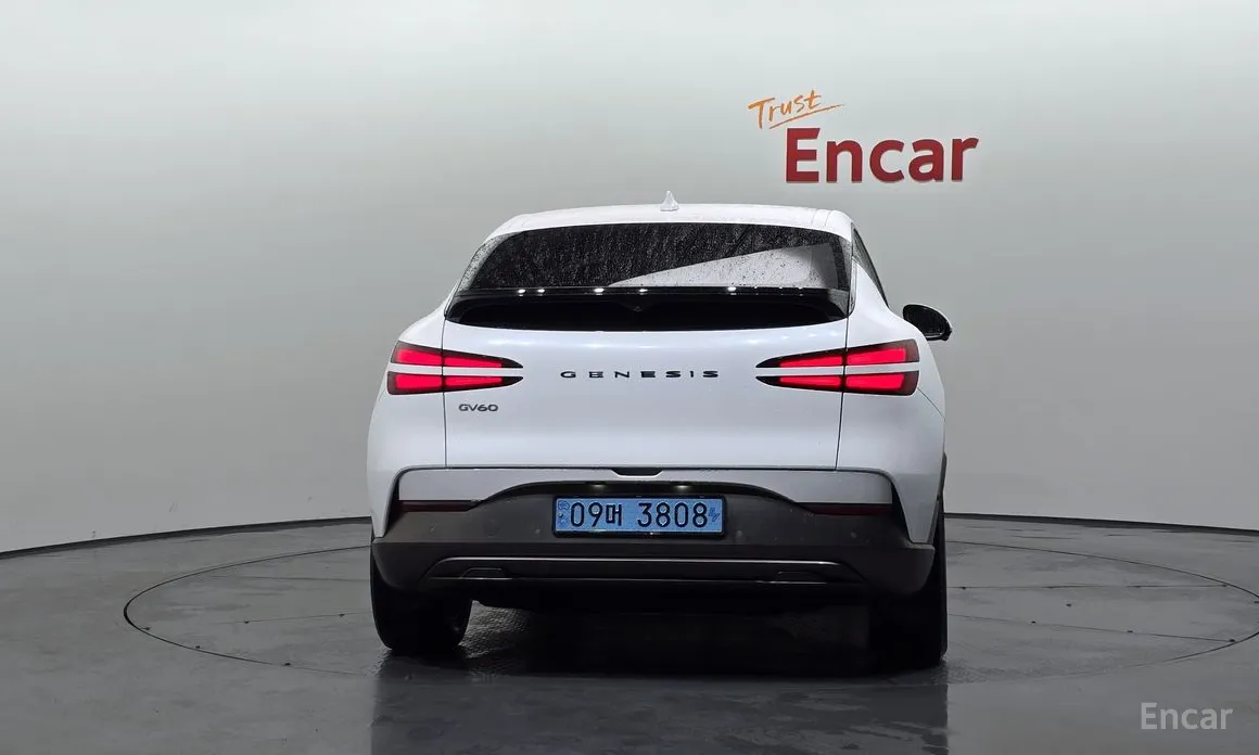 Фото 4 - Genesis GV60