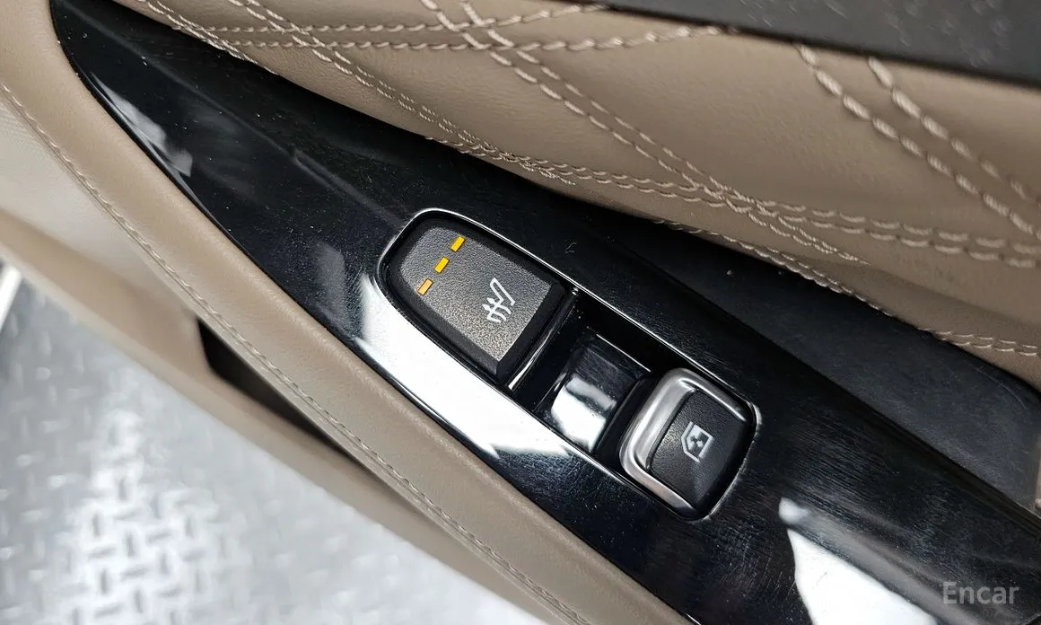 Фото 18 - Kia K8