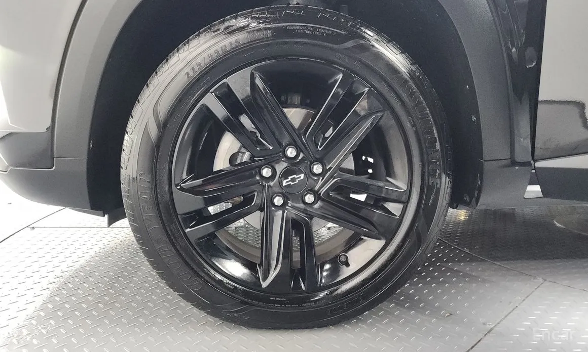 Фото 5 - Chevrolet Trax