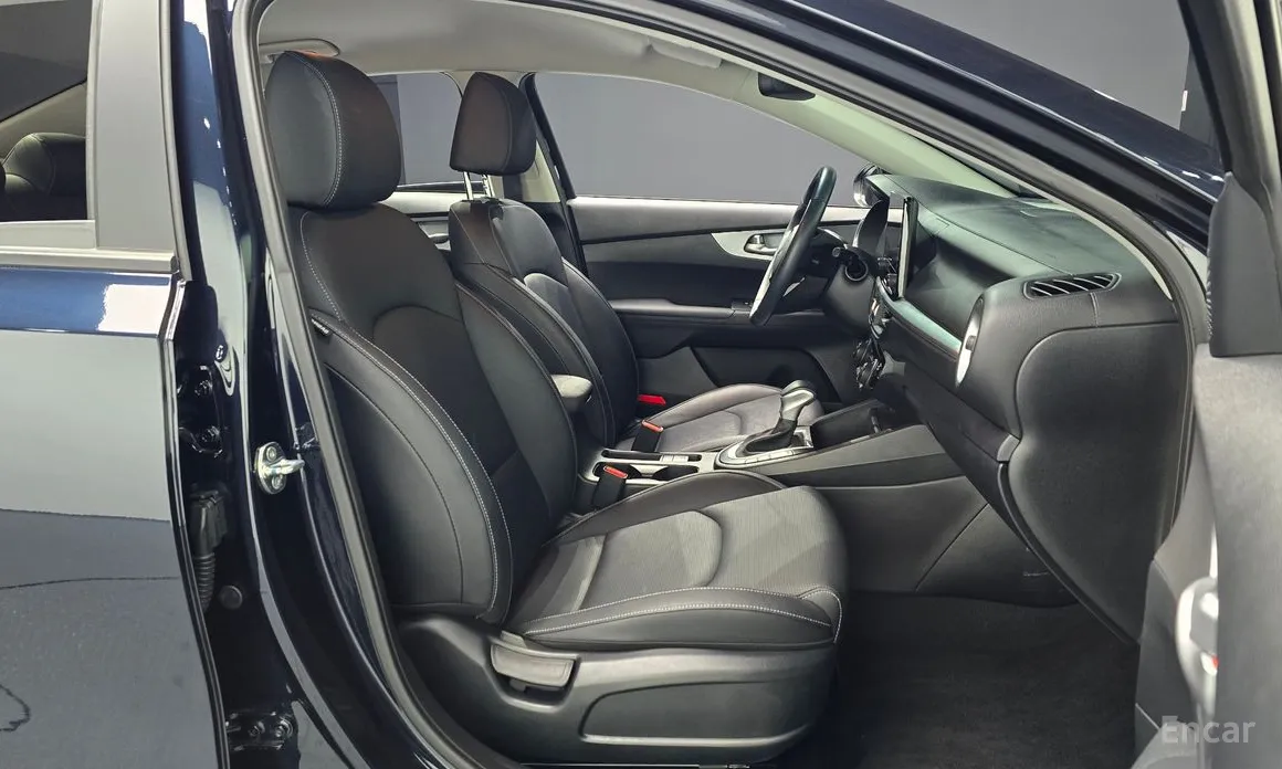 Фото 10 - Kia K3