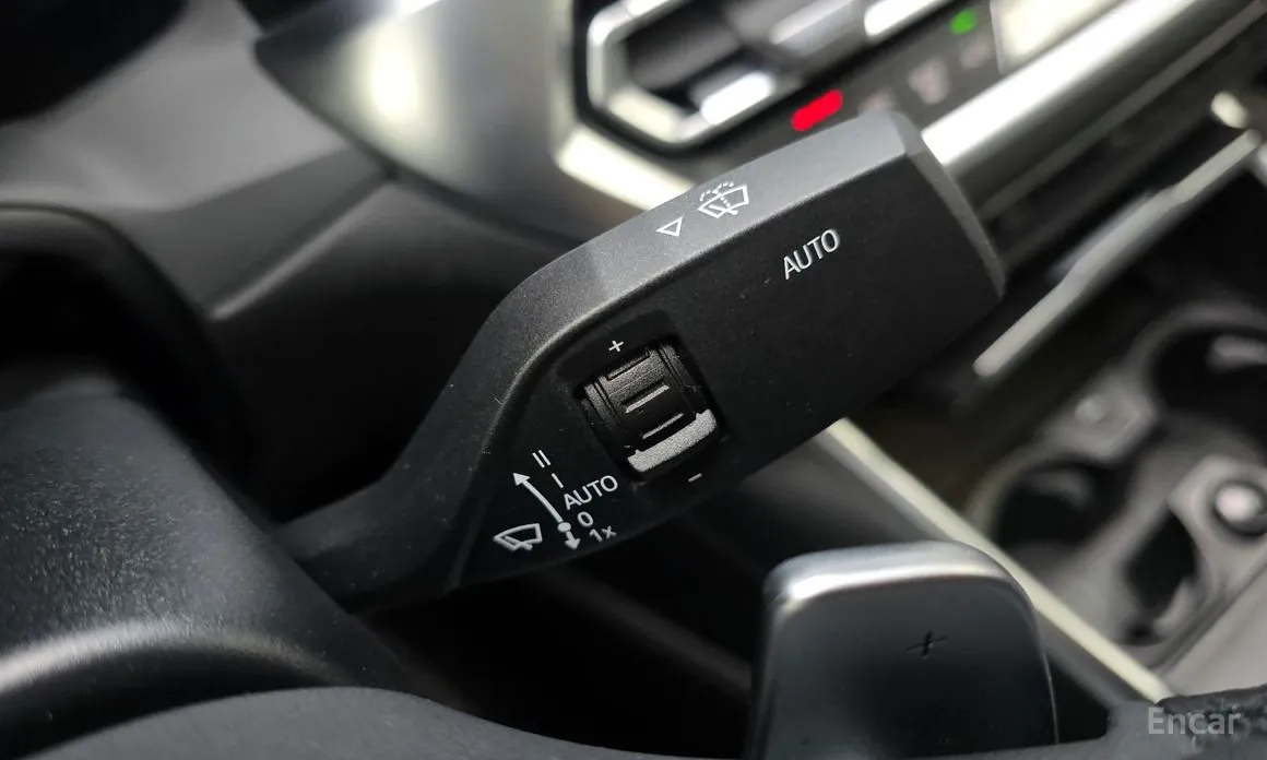 Фото 18 - BMW 3 Series