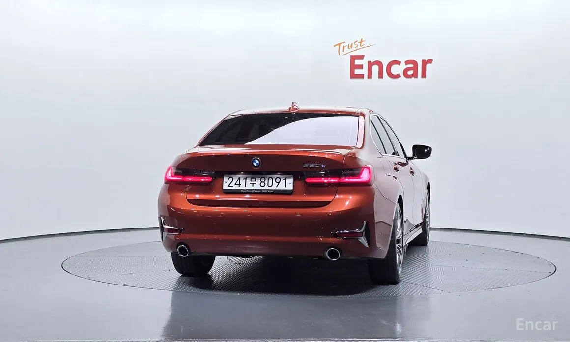 Фото 4 - BMW 3 Series