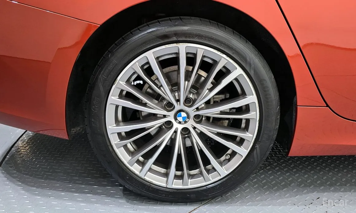 Фото 5 - BMW 3 Series