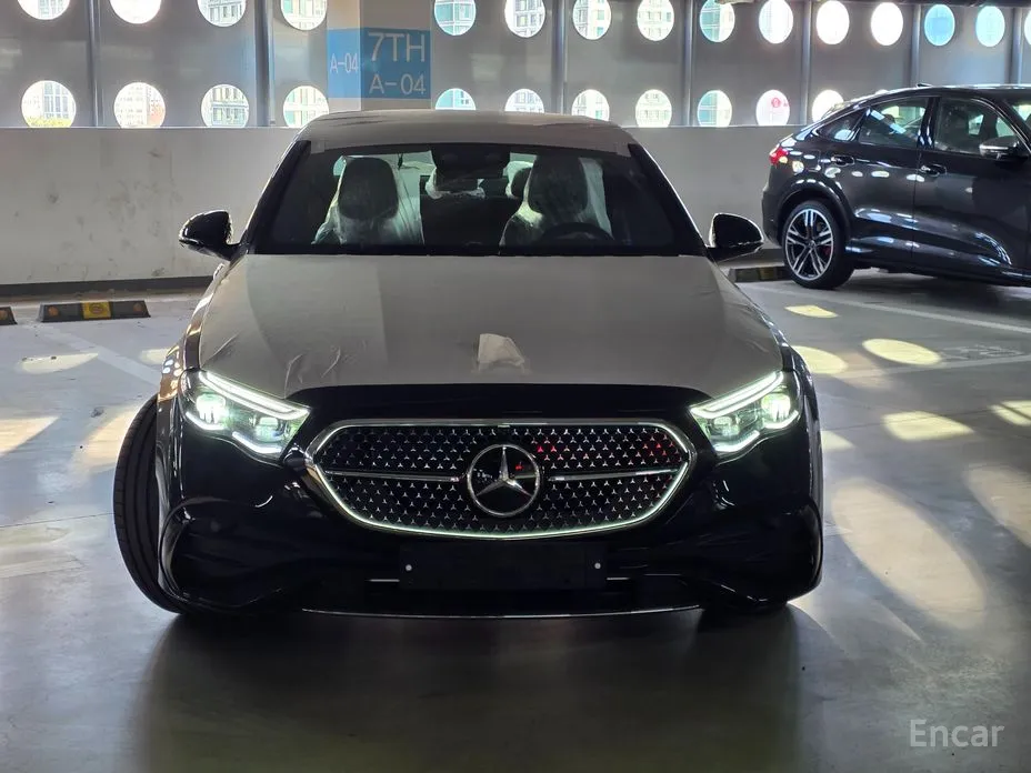 Фото 2 - Mercedes-Benz E-Class