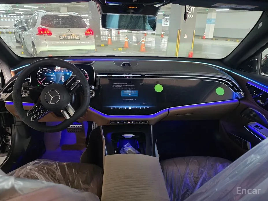 Фото 7 - Mercedes-Benz E-Class