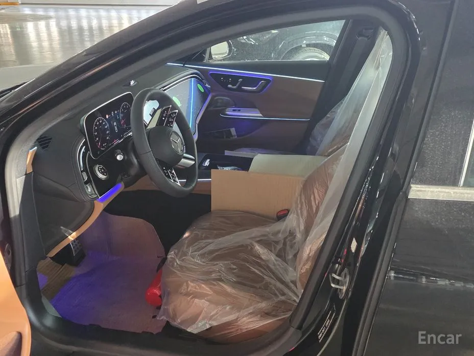 Фото 8 - Mercedes-Benz E-Class