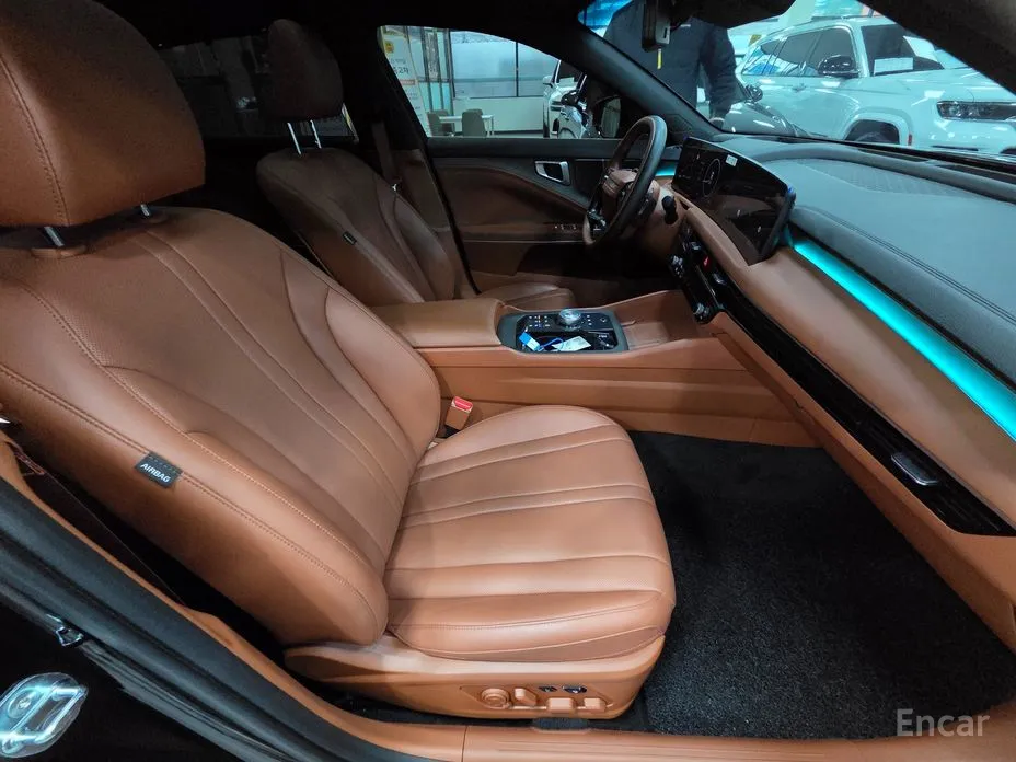 Фото 19 - Kia K8