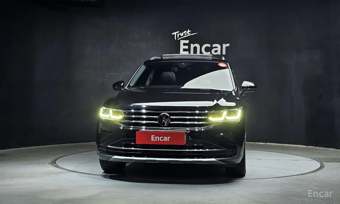 Фото 3 - Volkswagen Tiguan