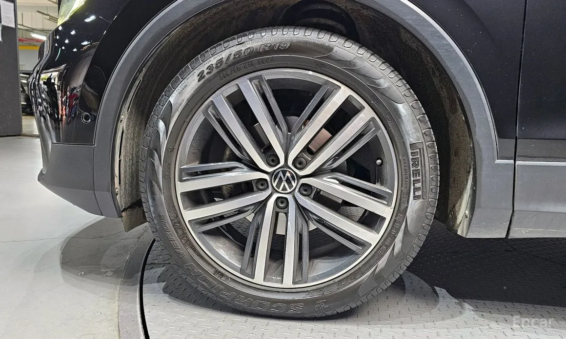 Фото 5 - Volkswagen Tiguan