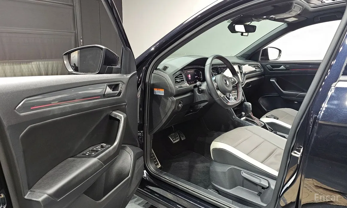 Фото 10 - Volkswagen T-Roc