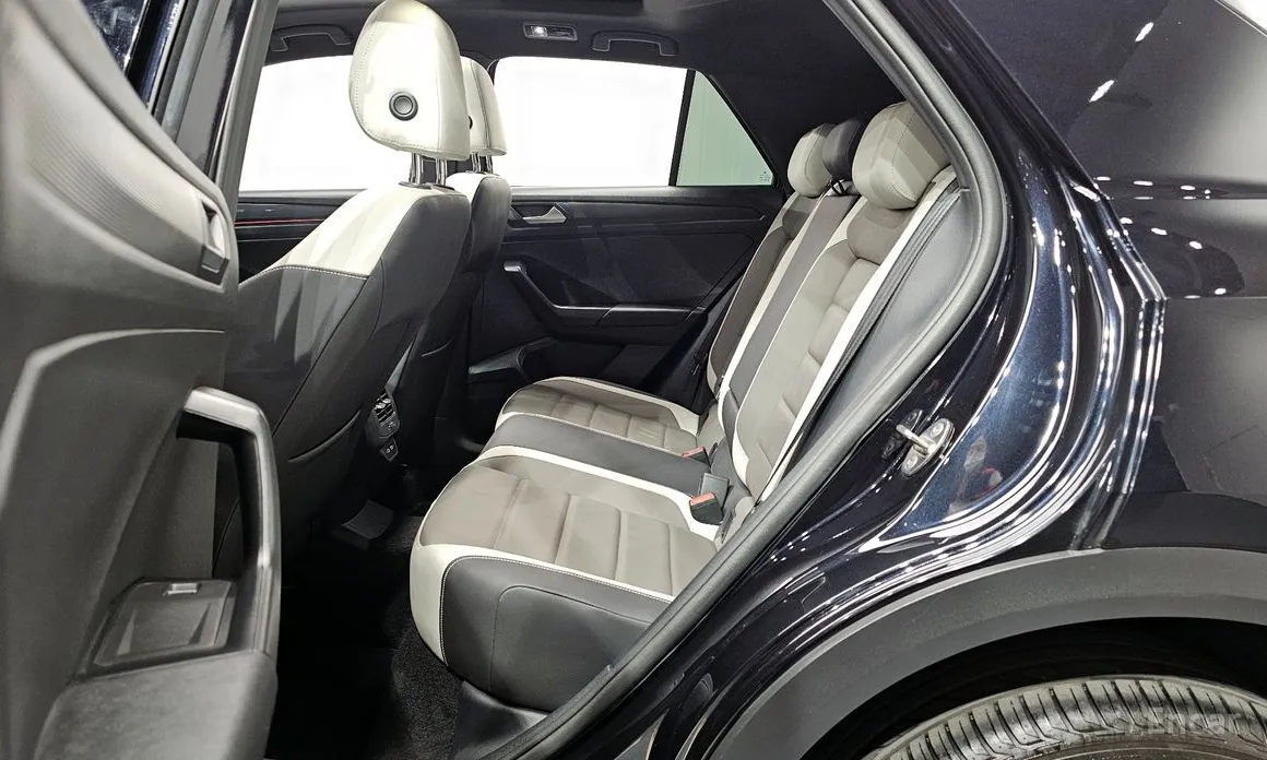 Фото 12 - Volkswagen T-Roc