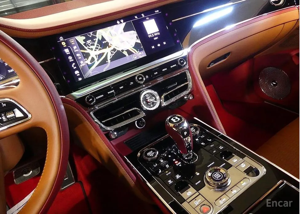 Фото 13 - Bentley Flying Spur