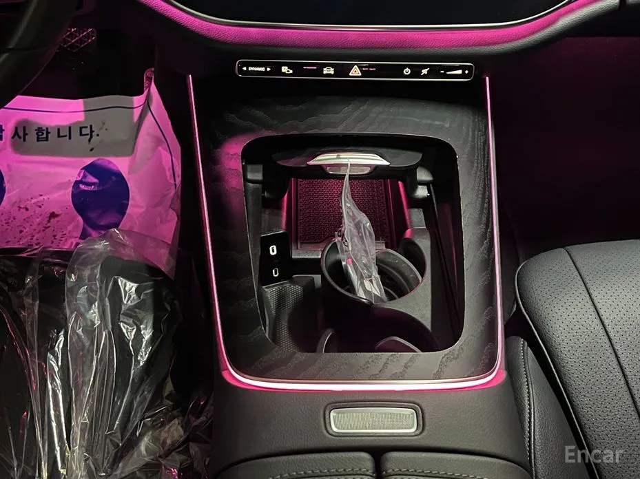 Фото 10 - Mercedes-Benz E-Class