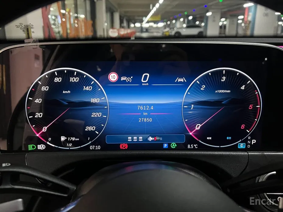 Фото 17 - Mercedes-Benz E-Class