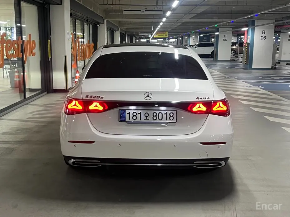 Фото 5 - Mercedes-Benz E-Class