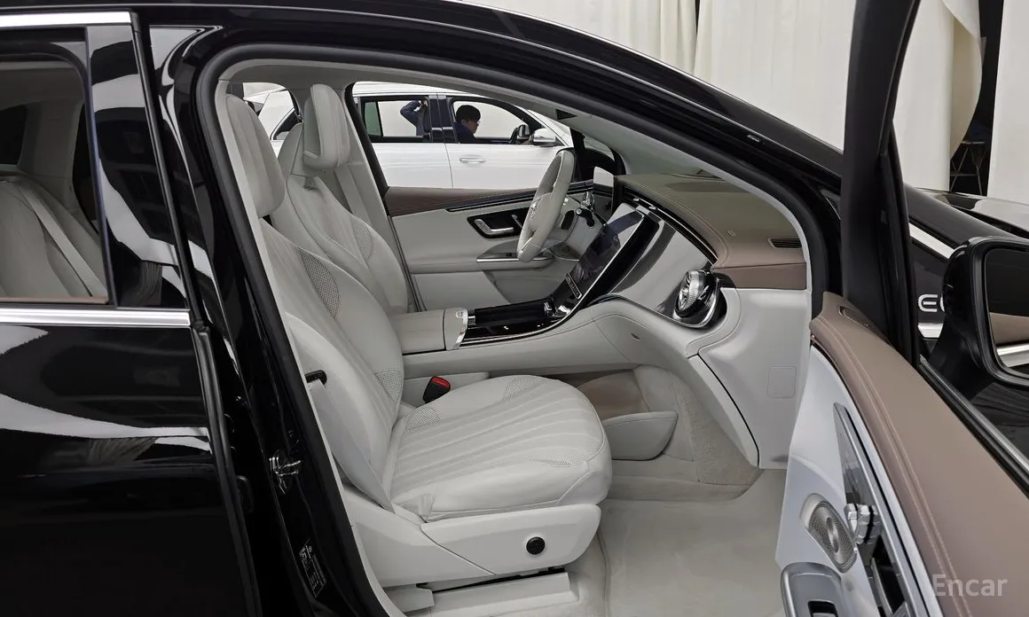 Фото 11 - Mercedes-Benz EQE