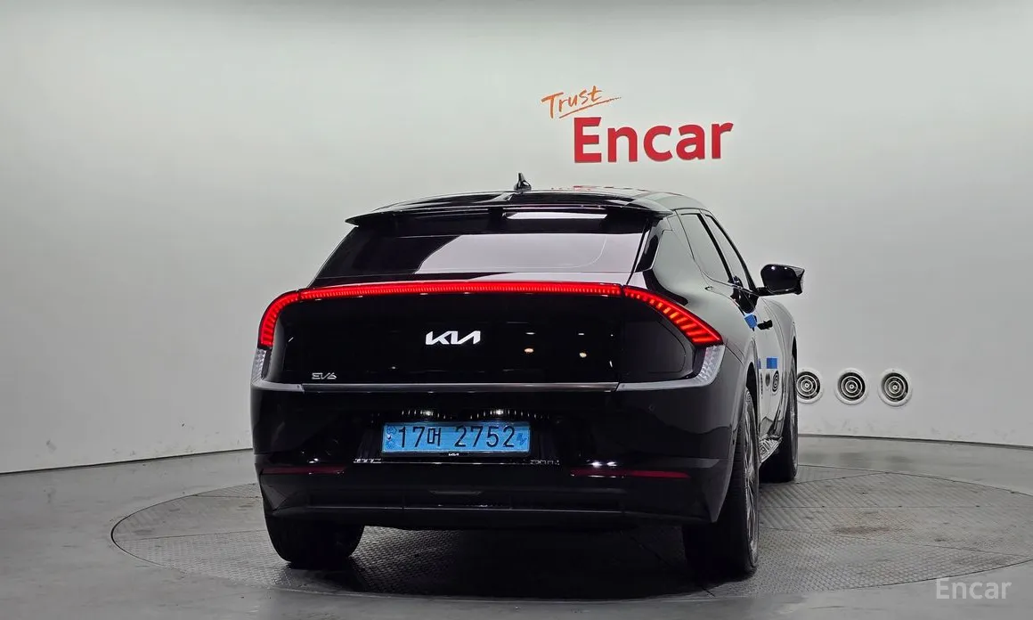 Фото 4 - Kia EV6