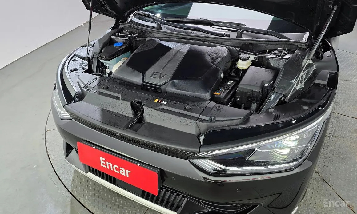 Фото 6 - Kia EV6