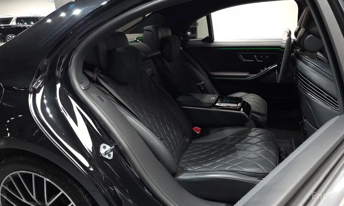 Фото 11 - Mercedes-Benz S-Class