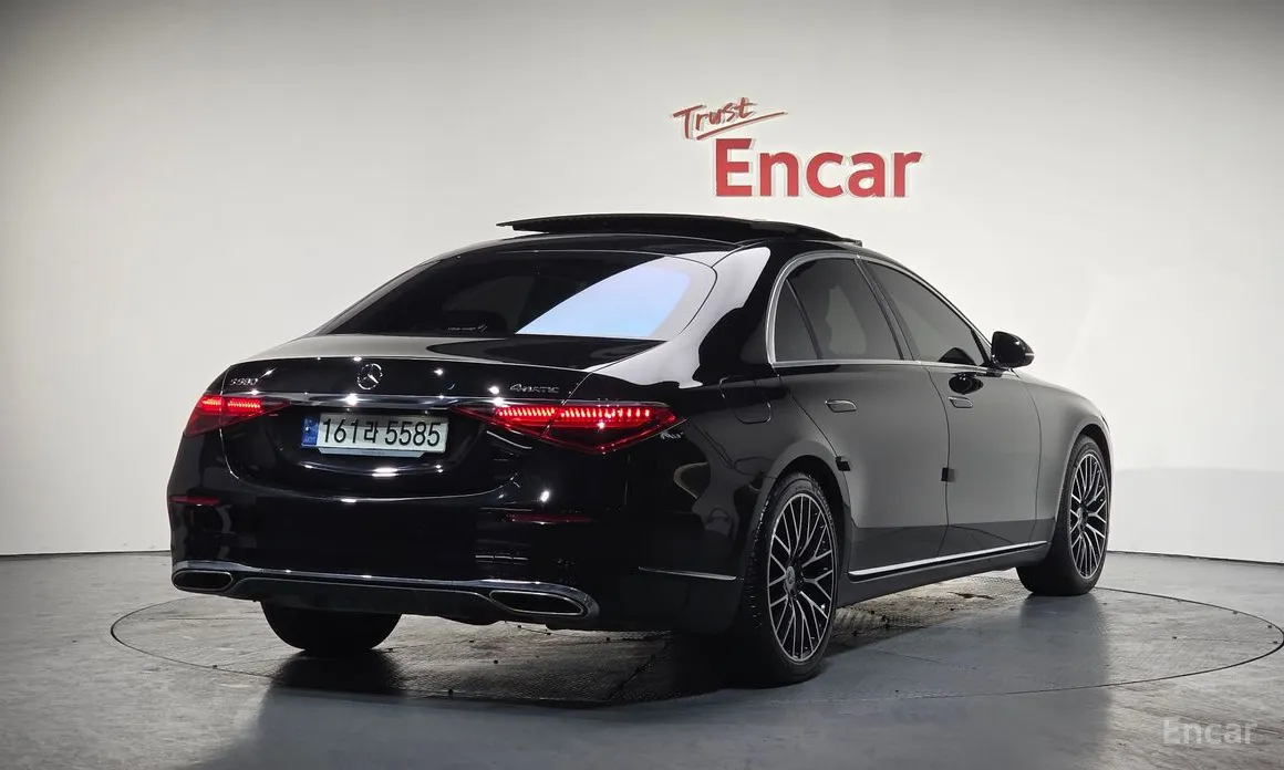 Фото 2 - Mercedes-Benz S-Class